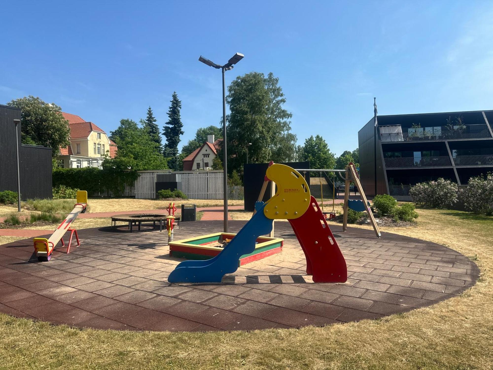 Ferienwohnung Artisa Riia Str 22A Tartu Exterior foto